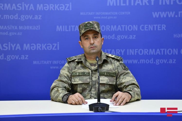 МО Азербайджана: "Уничтожено большое количество живой силы, военных объектов и боевой техники армянских войск"
