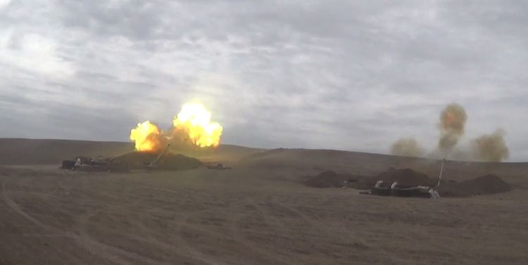 Артиллерийские подразделения ВС Азербайджана наносят сокрушительные удары по противнику - ВИДЕО