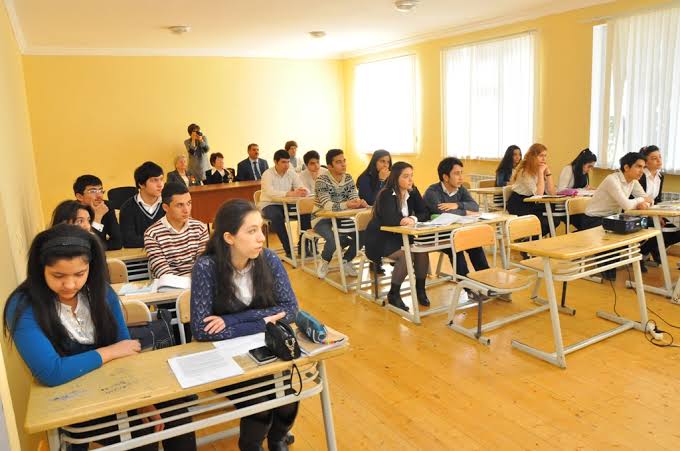 В Азербайджане стало известно, как будут проводиться занятия для старшеклассников