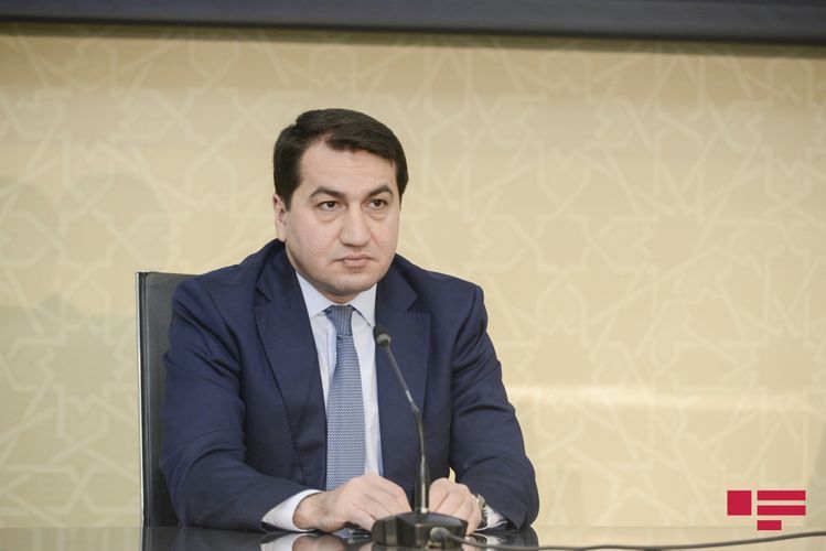 Хикмет Гаджиев: Международное сообщество должно адекватно реагировать на использование Арменией террористических сил против Азербайджана
