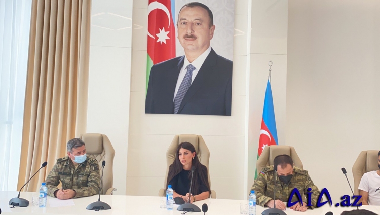 Бакинский Молодежный центр провел круглый стол, посвященный геноциду азербайджанцев  