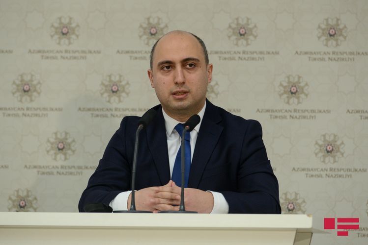 Эмин Амруллаев: 4-6% ежедневных инфицирований приходится на учителей