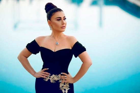Азербайджанская танцовщица выставила на продажу свою  дачу