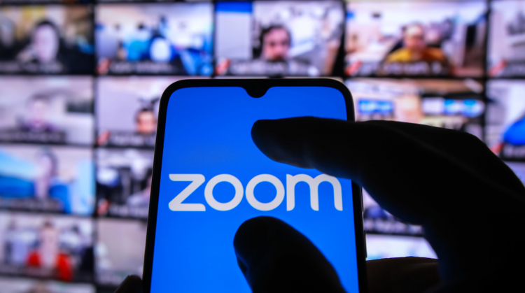 Zoom запретил доступ к сервису российским госучреждениям