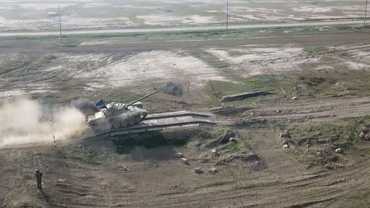 Танковые подразделения ВС Азербайджана выполнили боевые стрельбы - ВИДЕО