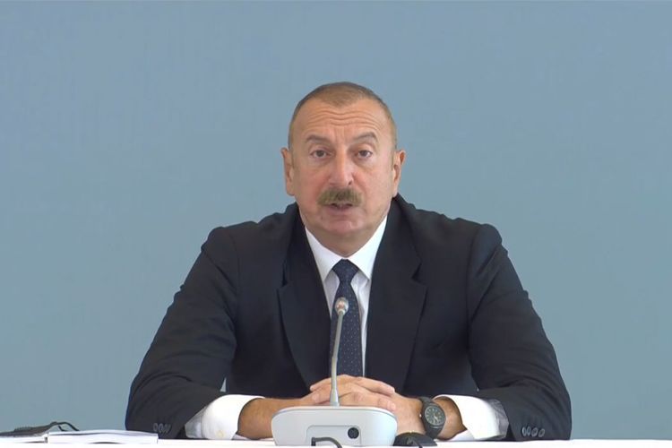 Президент Азербайджана: Одним из приказов военнослужащим - было не причинять вреда гражданскому населению