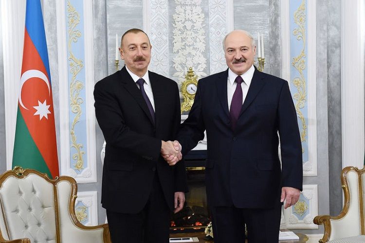 Состоялась неофициальная встреча между президентами Азербайджана и Беларуси