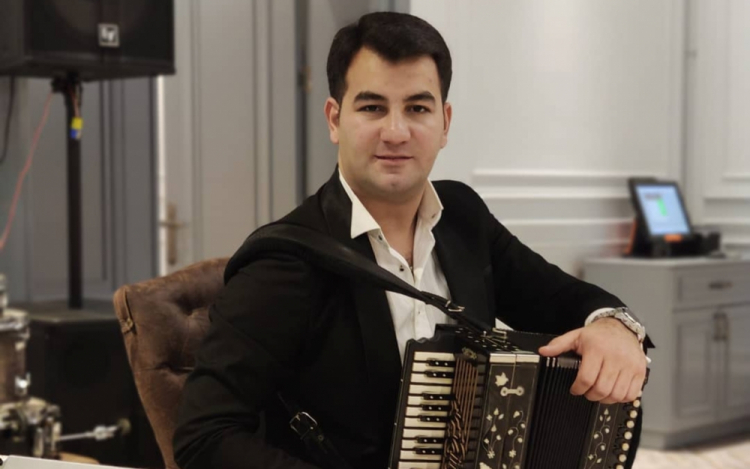 Азербайджанский музыкант скончался от коронавируса