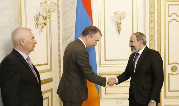 Спецпредставитель ЕС по Южному Кавказу встретился с Николом Пашиняном