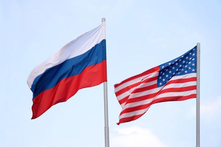 Bloomberg: США вышлют десять российских дипломатов