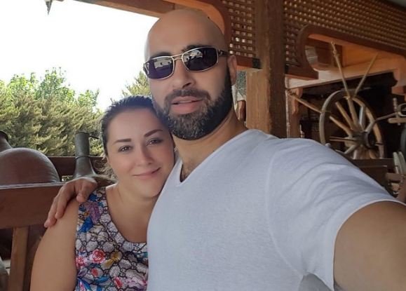 Азербайджанская певица вместе с мужем помещены в больницу с коронавирусом