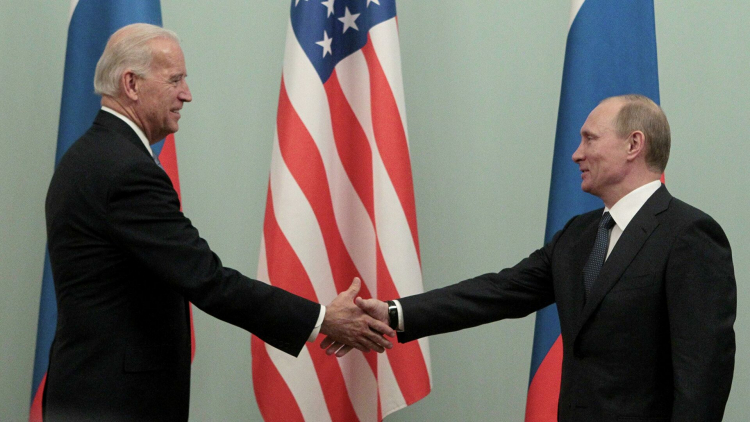 Байден назвал разговор с Путиным «откровенным и уважительным»