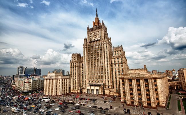Россия объявила 20 сотрудников посольства Чехии персонами нон грата