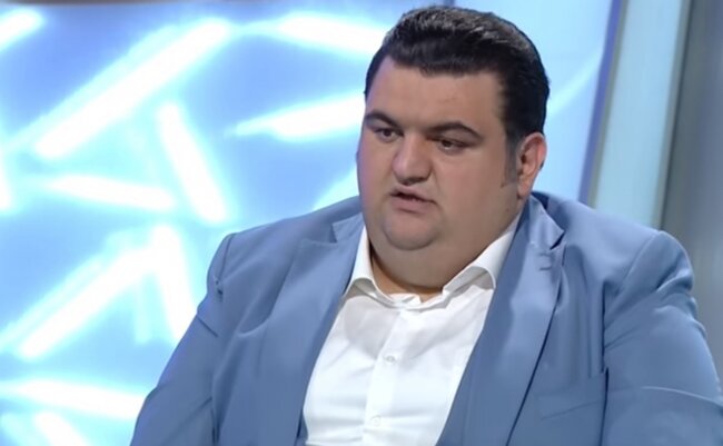 Азербайджанский ашуг обменял свой телефонный номер на грузовик – ПАНДЕМИЯ УНИЧТОЖАЕТ ВСЁ!