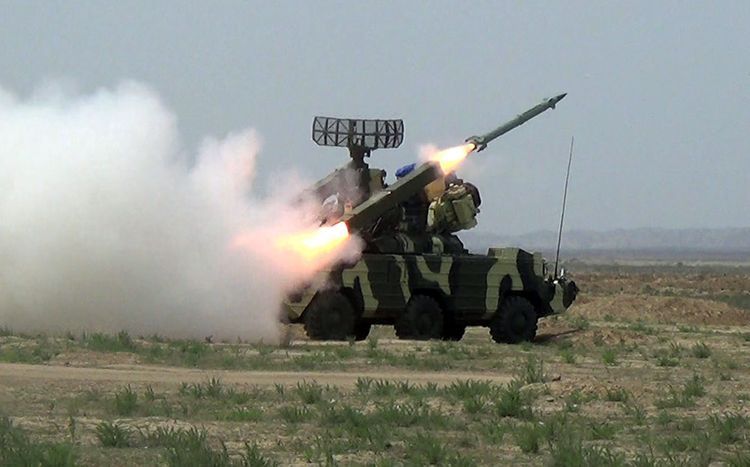 Зенитно-ракетные подразделения ВС Азербайджана проводят тактические учения - ВИДЕО