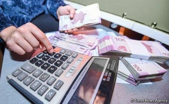 В Азербайджане выросло кредитование юрлиц в секторе недвижимости
