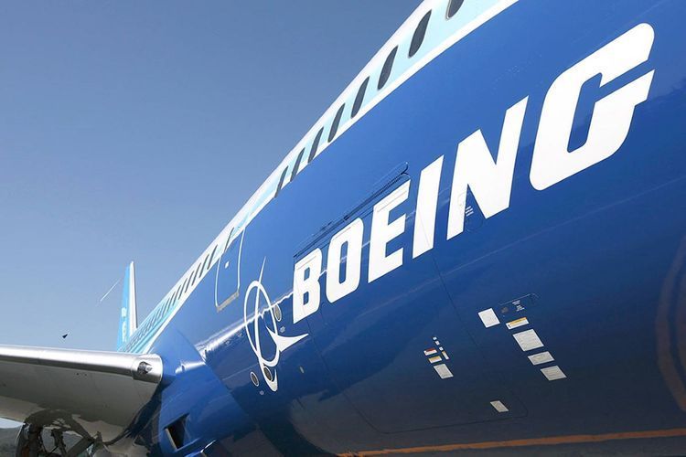 Азербайджан получит пять грузовых самолетов от Boeing
