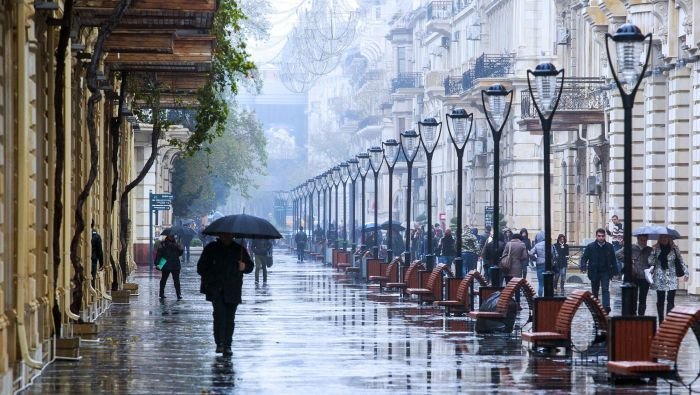 Завтра в Баку ожидается дождливая погода 