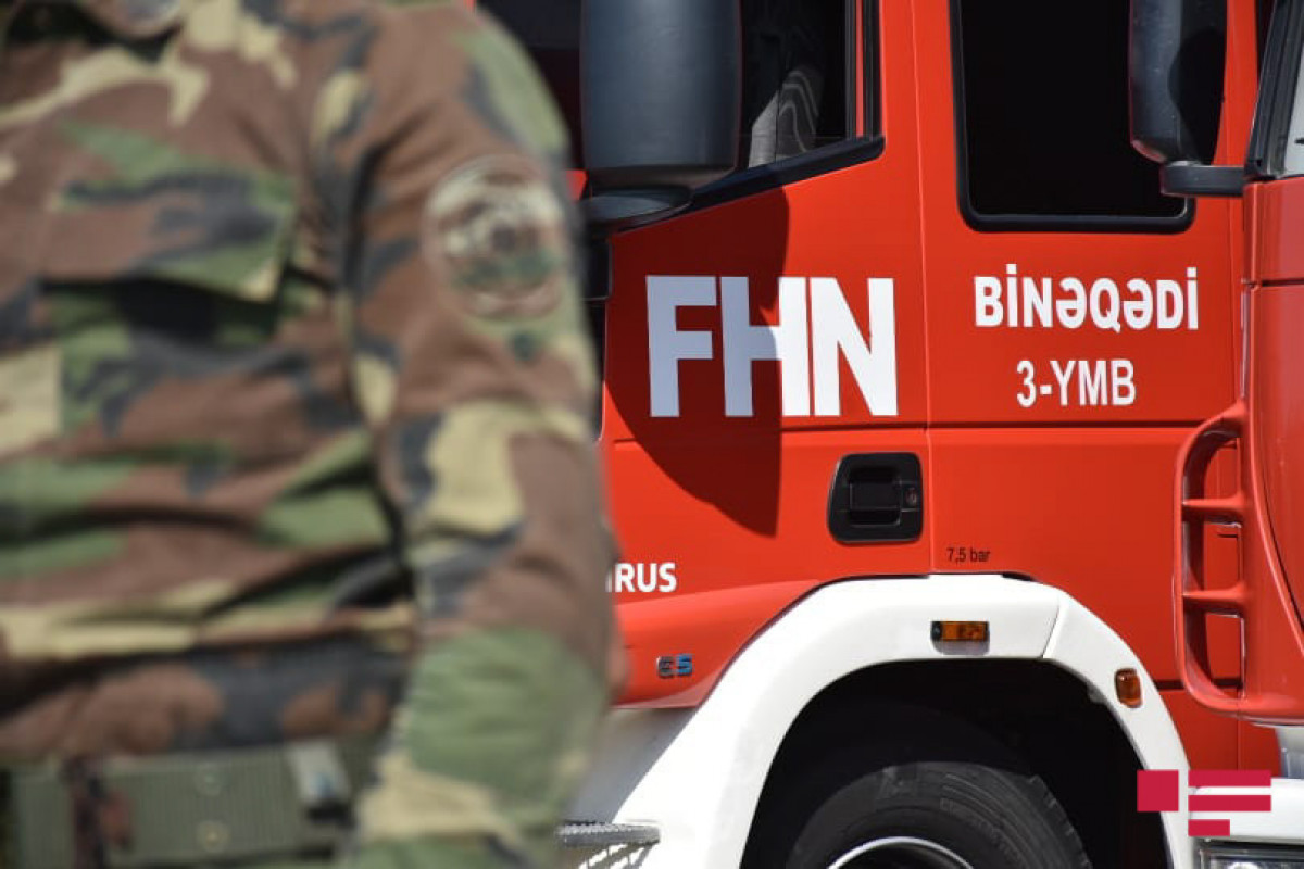 Очередная группа пожарно-спасательных сил МЧС Азербайджана отправилась в Турцию