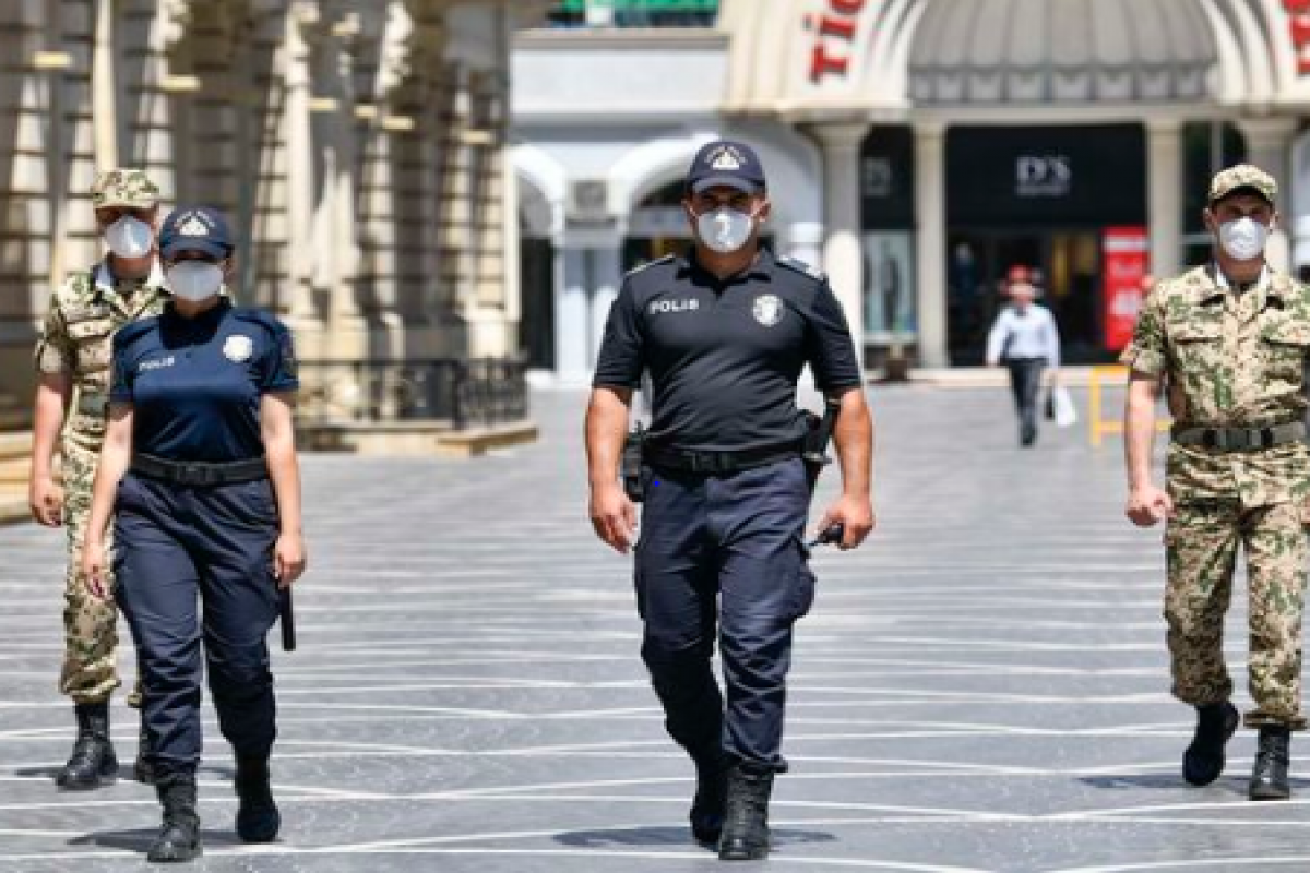 МВД Азербайджана продолжает штрафовать нарушителей карантина