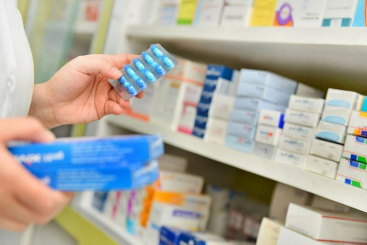 Азербайджан увеличил расходы на импорт лекарств на 40%