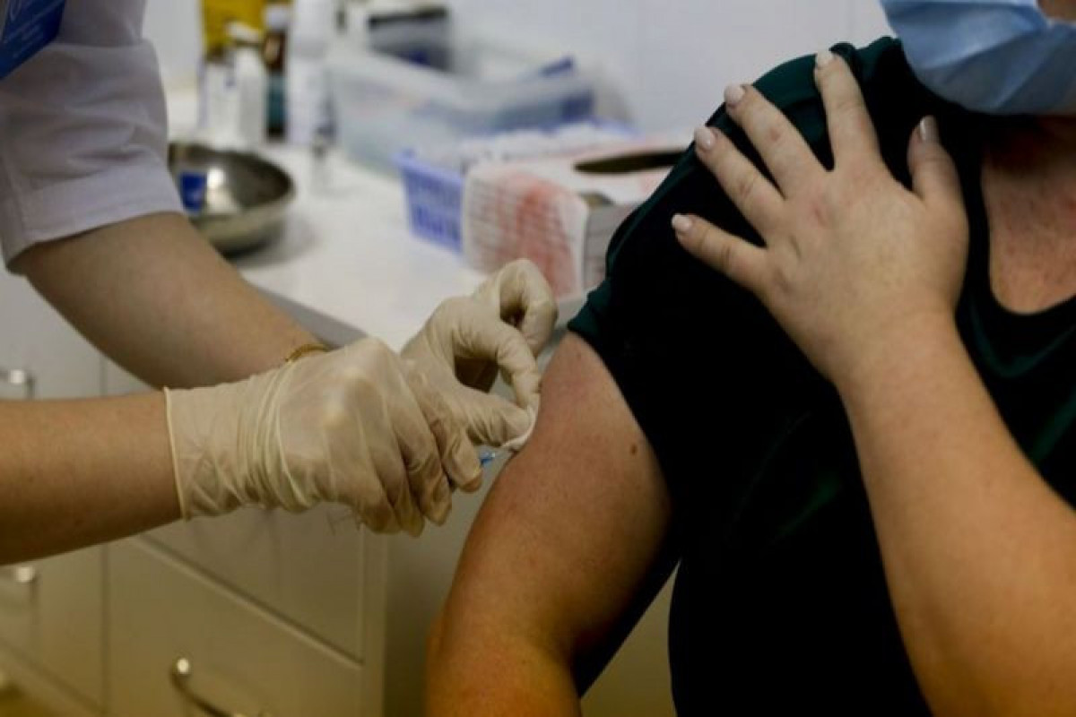 В Колумбии мужчина семь раз привился от коронавируса