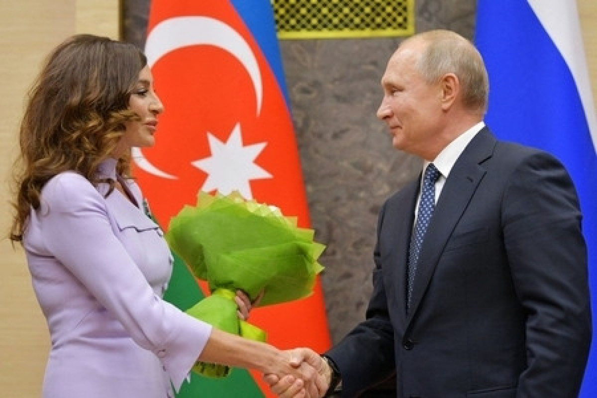 Путин поздравил Мехрибан Алиеву
