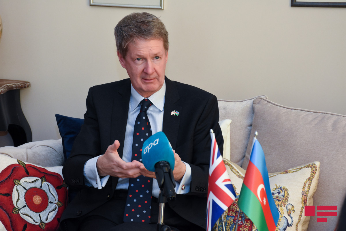 Посол Великобритании поблагодарил азербайджанских миротворцев, несших службу в Афганистане