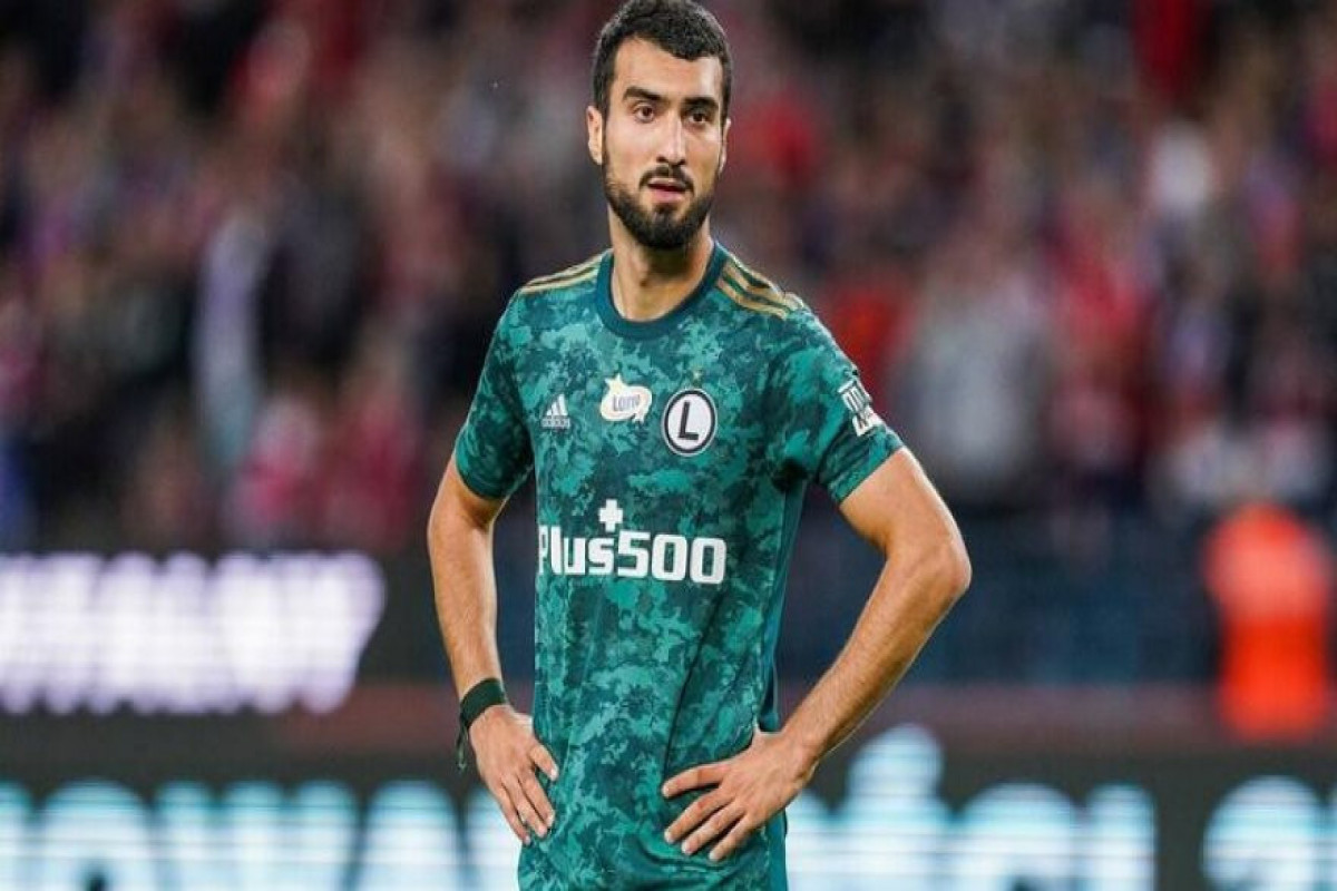 Азербайджанский футболист Махир Эмрели может сменить польский клуб на чешский