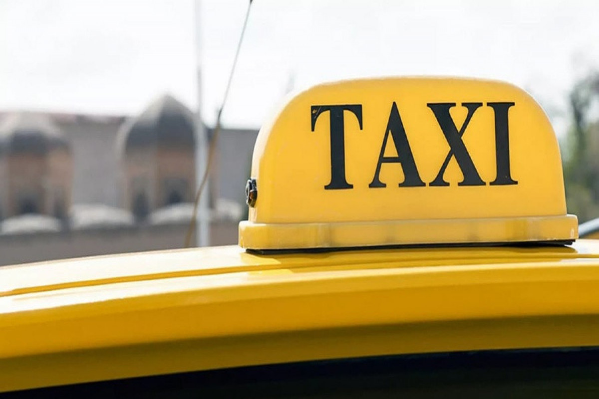 В Азербайджане таксисты, домогающиеся женщин-клиентов, будут наказаны