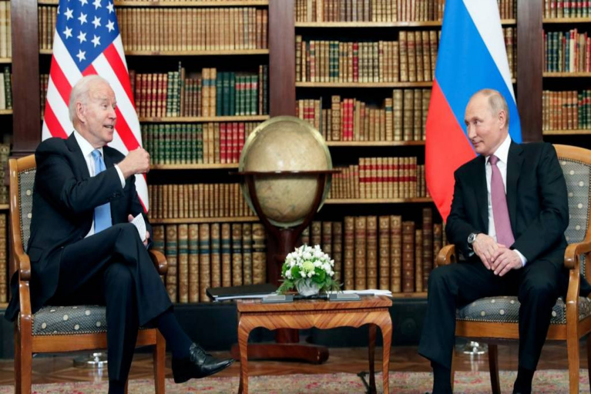 президенты России и США Владимир Путин и Джо Байден