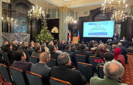 Фуад Мурадов встретился с азербайджанской общиной Лондона