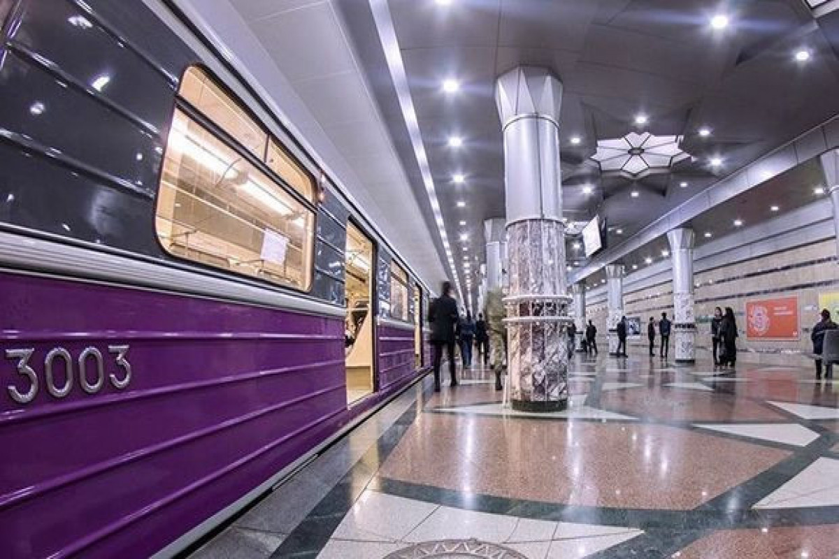 Пассажир бакинского метро заставил обесточить весь метрополитен - 12 МИНУТ 