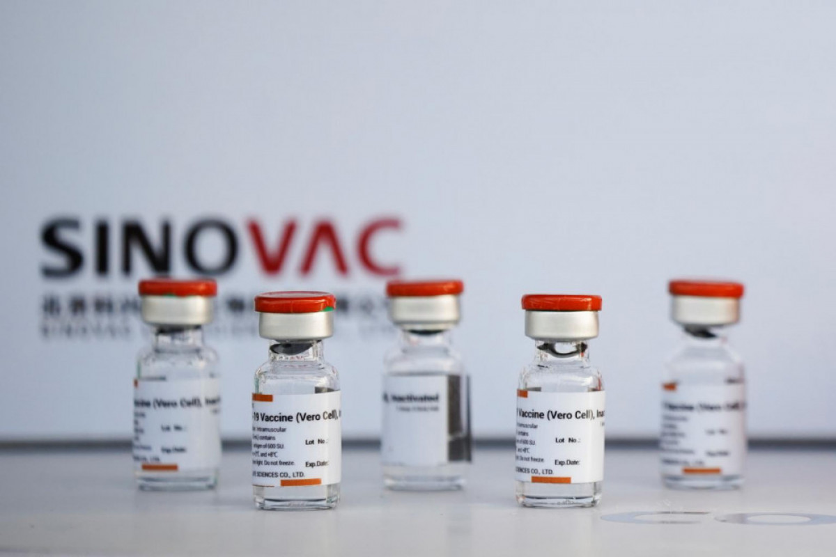 Азербайджан отправил в страны Африки 100 тысяч доз вакцины от COVID-19