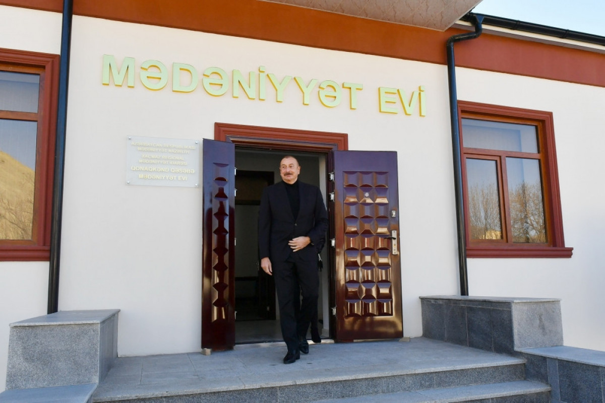 Ильхам Алиев ознакомился с работами по реконструкции в губинском поселке Гонагкенд
