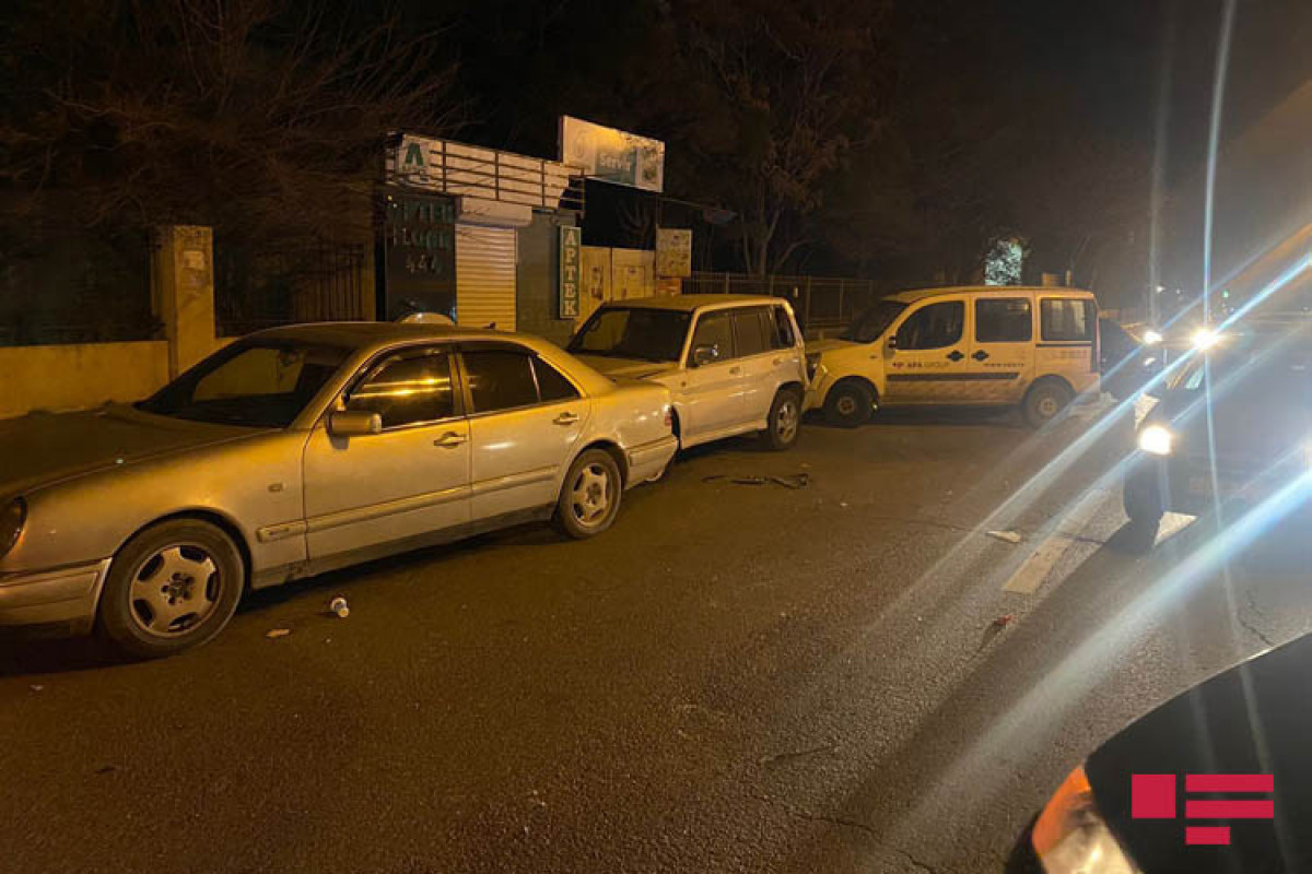 В Баку Range Rover смял три машины и перевернулся-ФОТО -ВИДЕО 