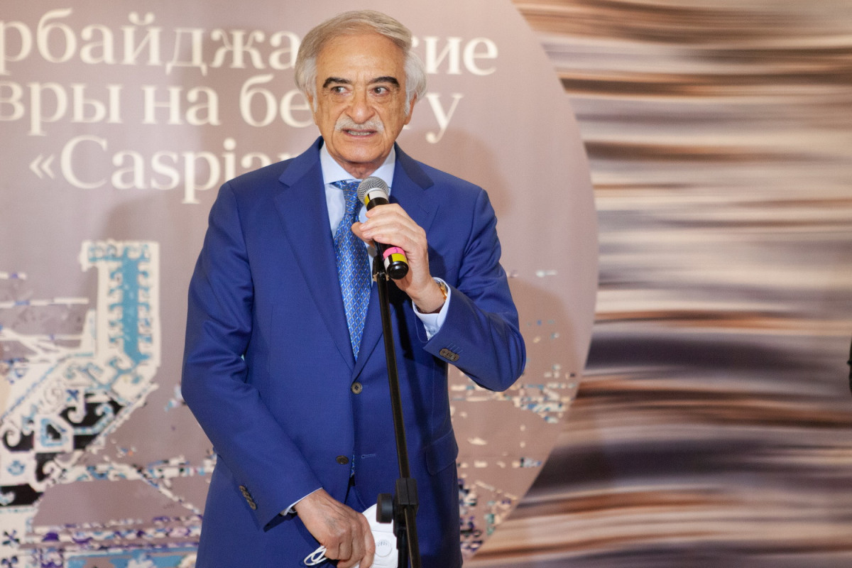 В Москве прошел вечер, посвященный азербайджанским коврам
-ФОТО 