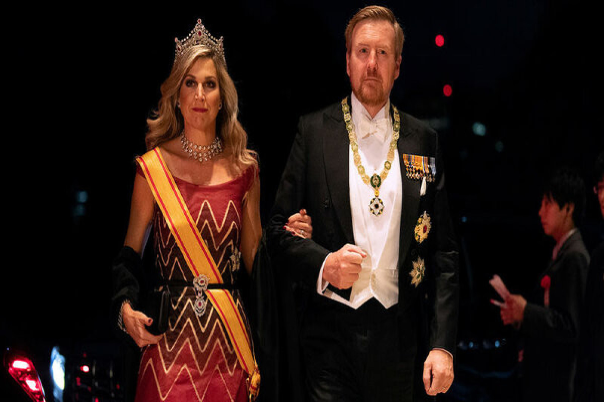 Моргенштерн оскорбил ивана золо 2004. Фанаты и кинозвезда. Свадьба моргенштерна и диляры. Извинился за вечеринку. Неуместное поведение.