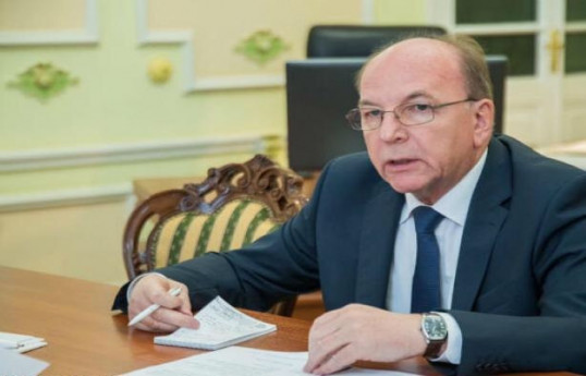 Олег Васнецов
