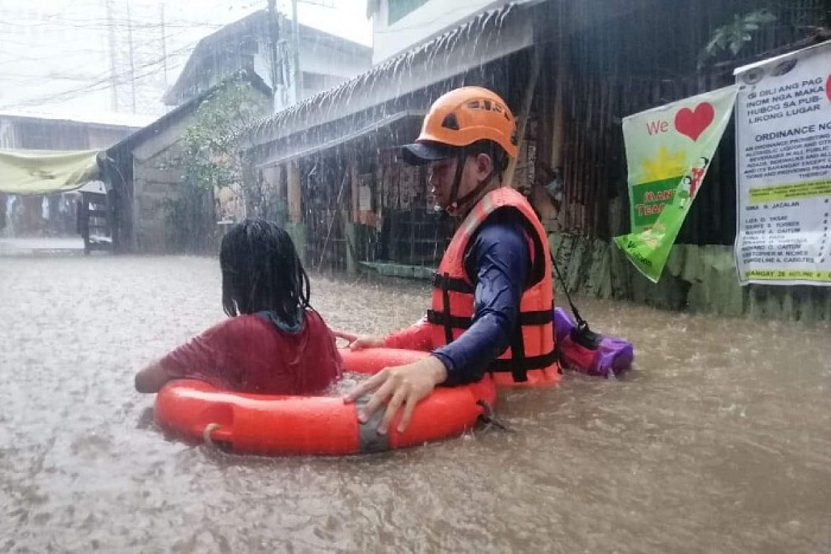 Более 30 человек погибли на Филиппинах в результате удара тайфуна