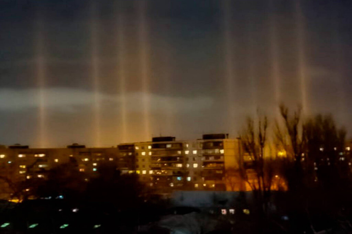Жители российского города заметили в ночном небе уникальное явление-ФОТО 