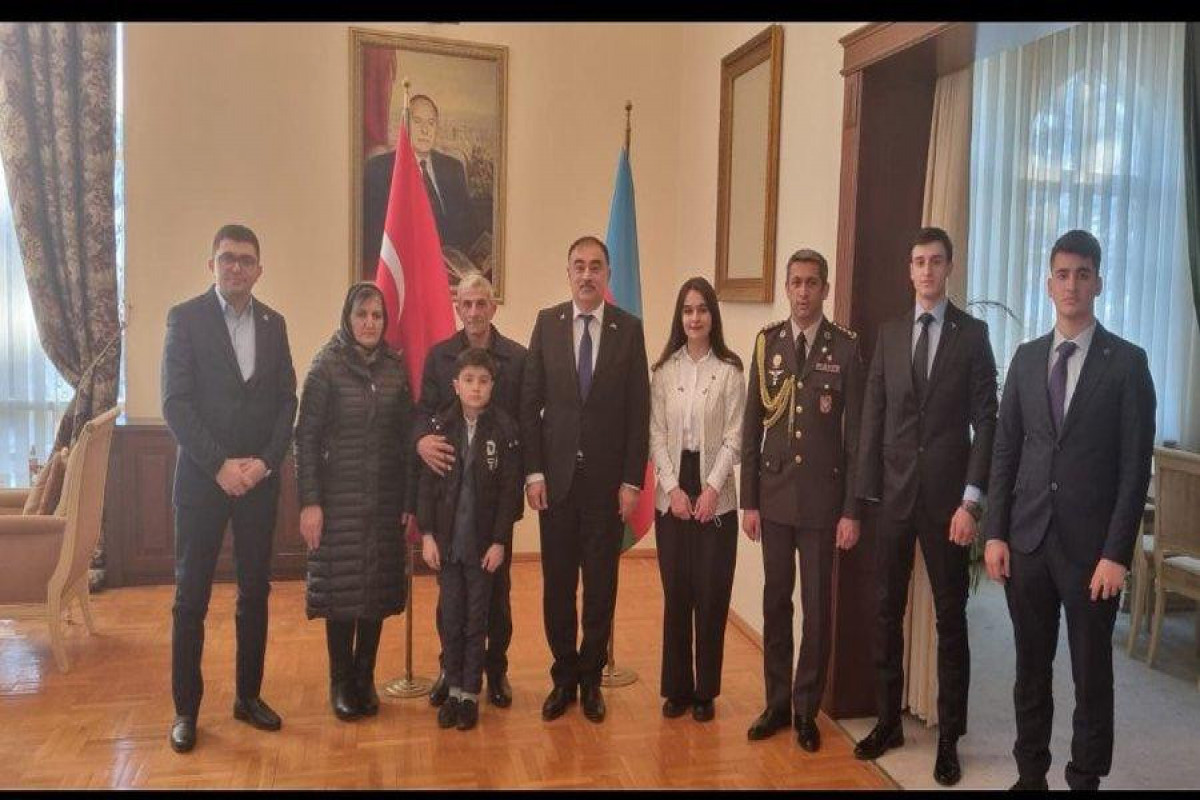 Посол Азербайджана в Турции принял семью шехида Отечественной войны