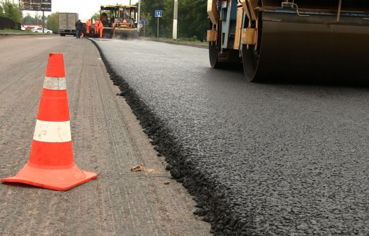 В Азербайджане реконструировано и отремонтировано 19,2 тыс. км дорог, построено 460 новых мостов