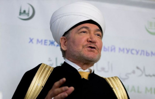 Председатель Совета муфтиев России направил поздравительное письмо Ильхаму Алиеву