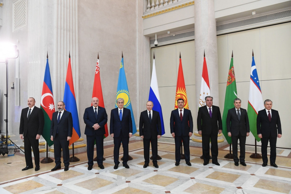 В Санкт-Петербурге начался неформальный саммит СНГ-ФОТО 