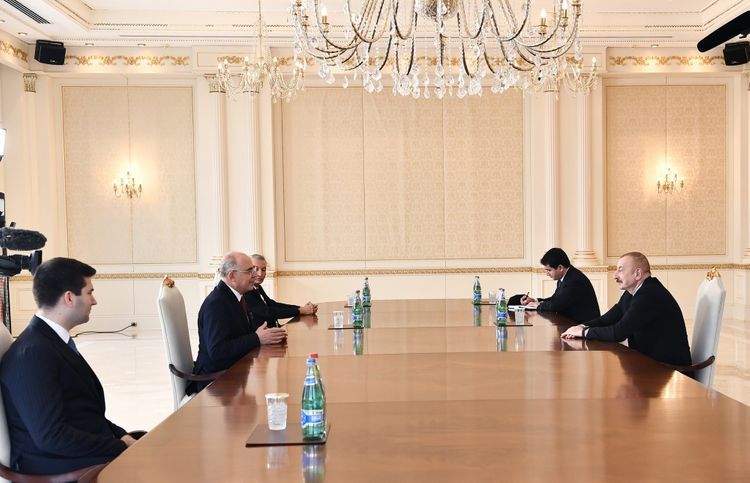 Ильхам Алиев принял заместителя председателя Партии националистического движения Турции