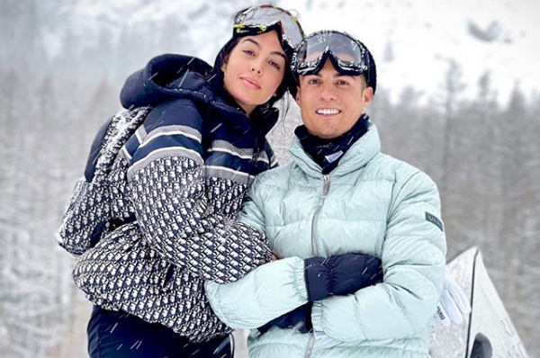 Джорджина Родригез показала отдых с Роналду на горнолыжном курорте - ФОТО