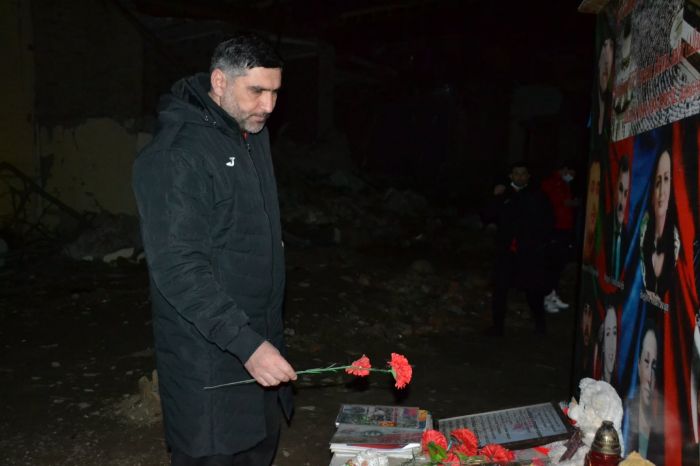 Бакинский клуб почтил память погибших в результате армянского обстрела
