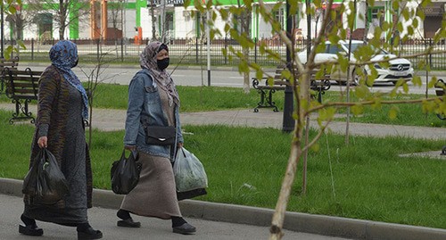 В Чечне отменили обязательное ношение масок
