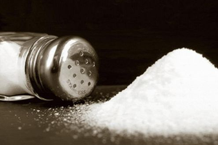Импортированная в Азербайджан иранская соль оказалась непригодна для употребления 